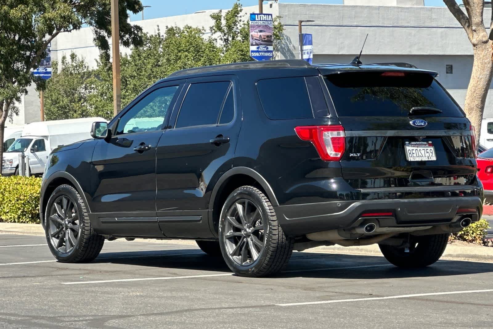 Certified 2018 Ford Explorer XLT w/ Equipment Group 202A FWD image 6