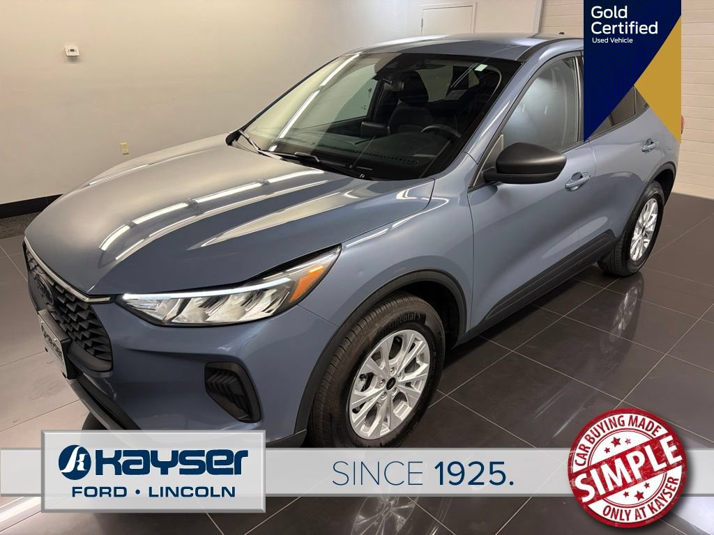 Certified 2025 Ford Escape Active AWD/4WD image 3