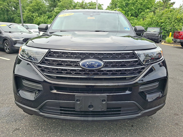 Certified 2020 Ford Explorer XLT w/ Comfort Package AWD/4WD image 3