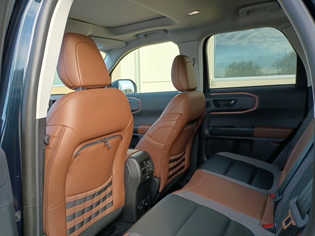 Certified 2022 Ford Bronco Sport Outer Banks w/ Tech Package AWD/4WD image 6