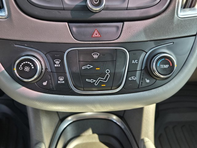 Used 2018 Chevrolet Malibu LT w/ Leather Package image 16