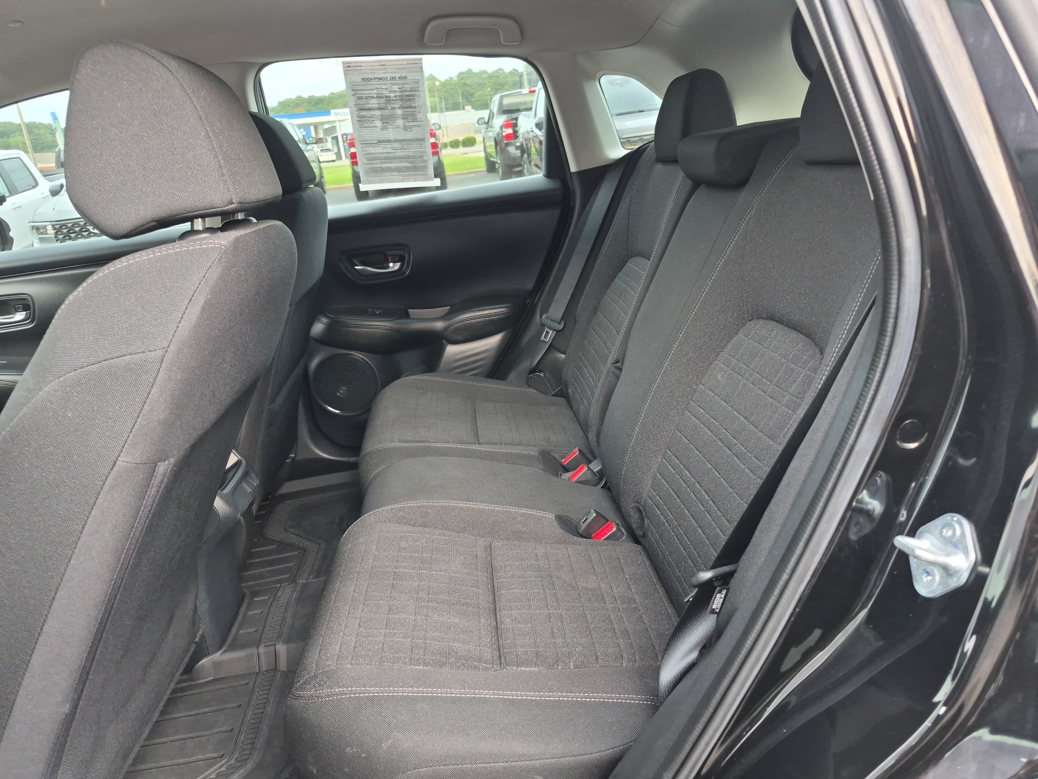 Used 2025 Honda HR-V LX image 13
