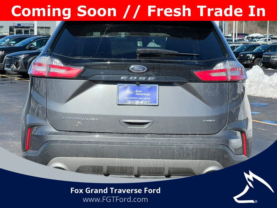 Certified 2022 Ford Edge Titanium image 3