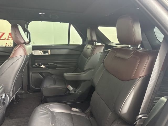 Certified 2023 Ford Explorer Platinum w/ Technology Package image 13