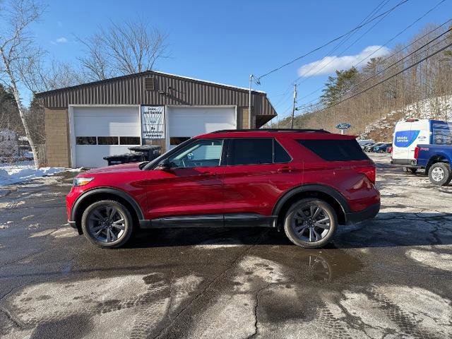 Certified 2023 Ford Explorer XLT w/ Equipment Group 202A image 2
