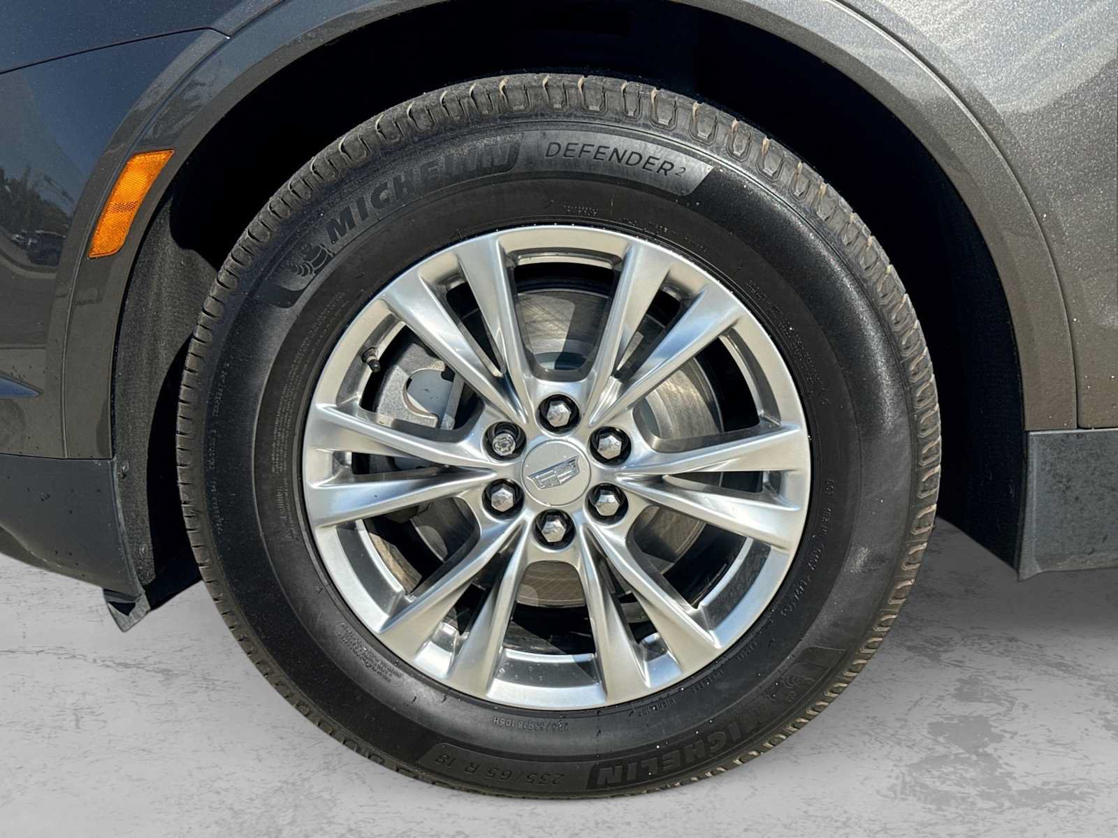 Used 2020 Cadillac XT5 Premium Luxury w/ LPO, Floor Liner Package AWD/4WD image 12