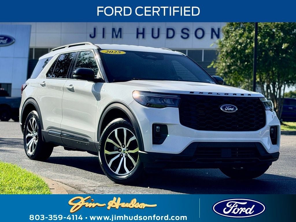 Certified 2025 Ford Explorer ST-Line AWD/4WD image 1