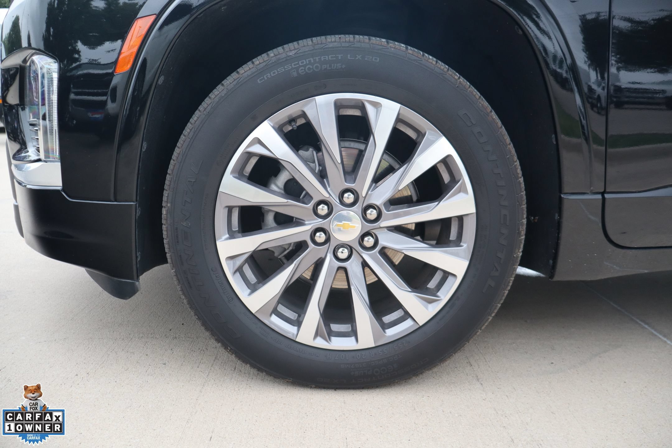 Used 2023 Chevrolet Traverse Premier FWD image 10
