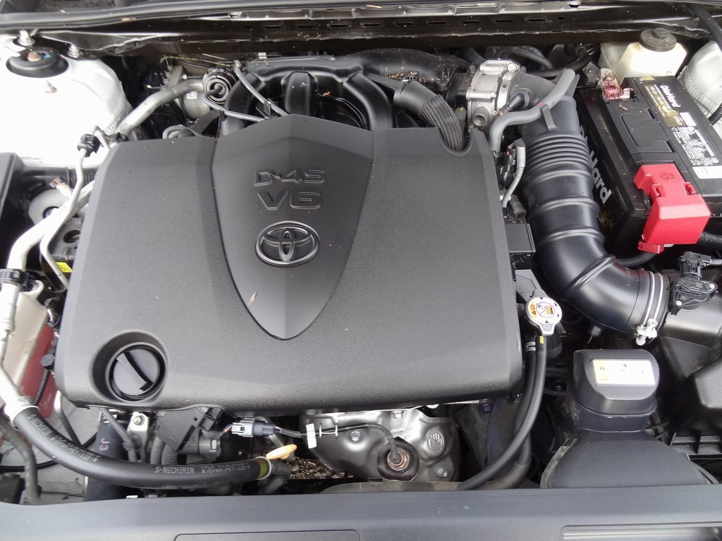 Used 2019 Toyota Avalon Limited image 48