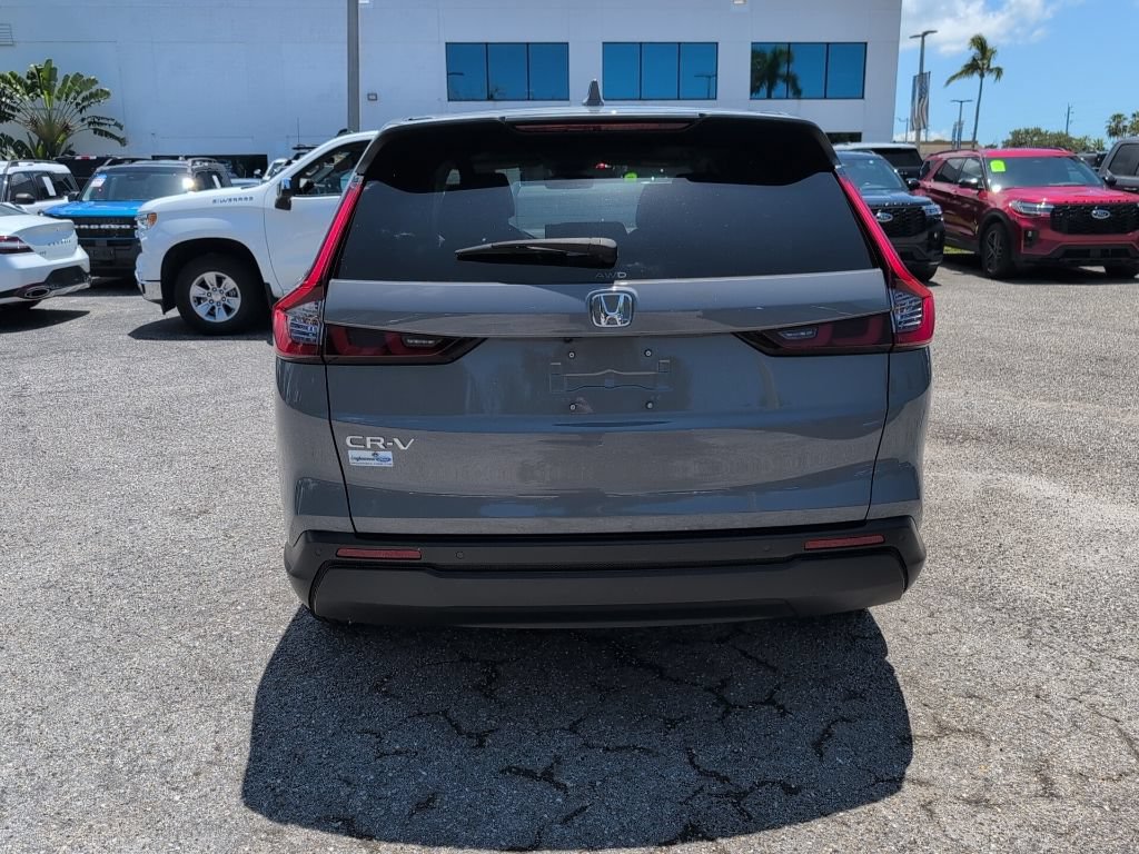 Used 2025 Honda CR-V EX-L image 4