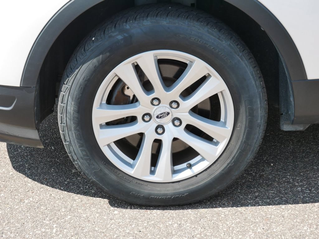 Certified 2018 Ford Explorer XLT AWD/4WD image 8