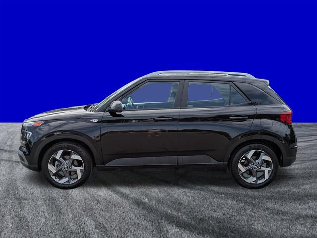 Used 2022 Hyundai Venue SEL FWD image 7