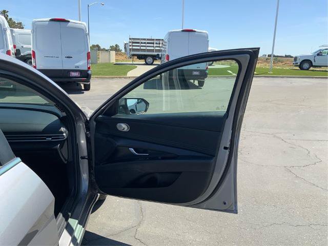 Used 2024 Hyundai Elantra SEL w/ Convenience Package FWD image 21