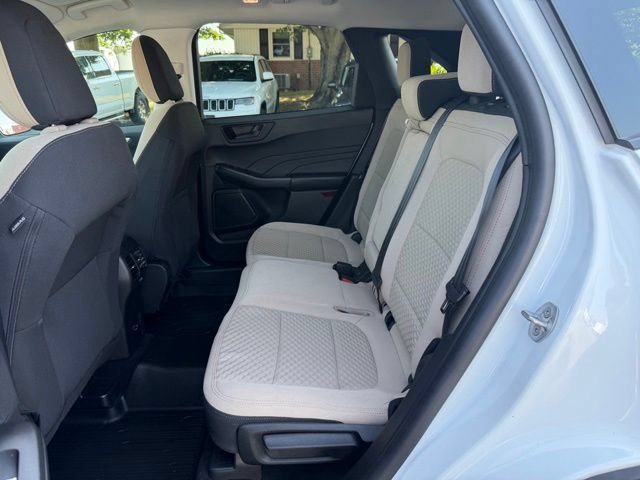 Certified 2022 Ford Escape SE w/ SE Sport Appearance Package AWD/4WD image 19