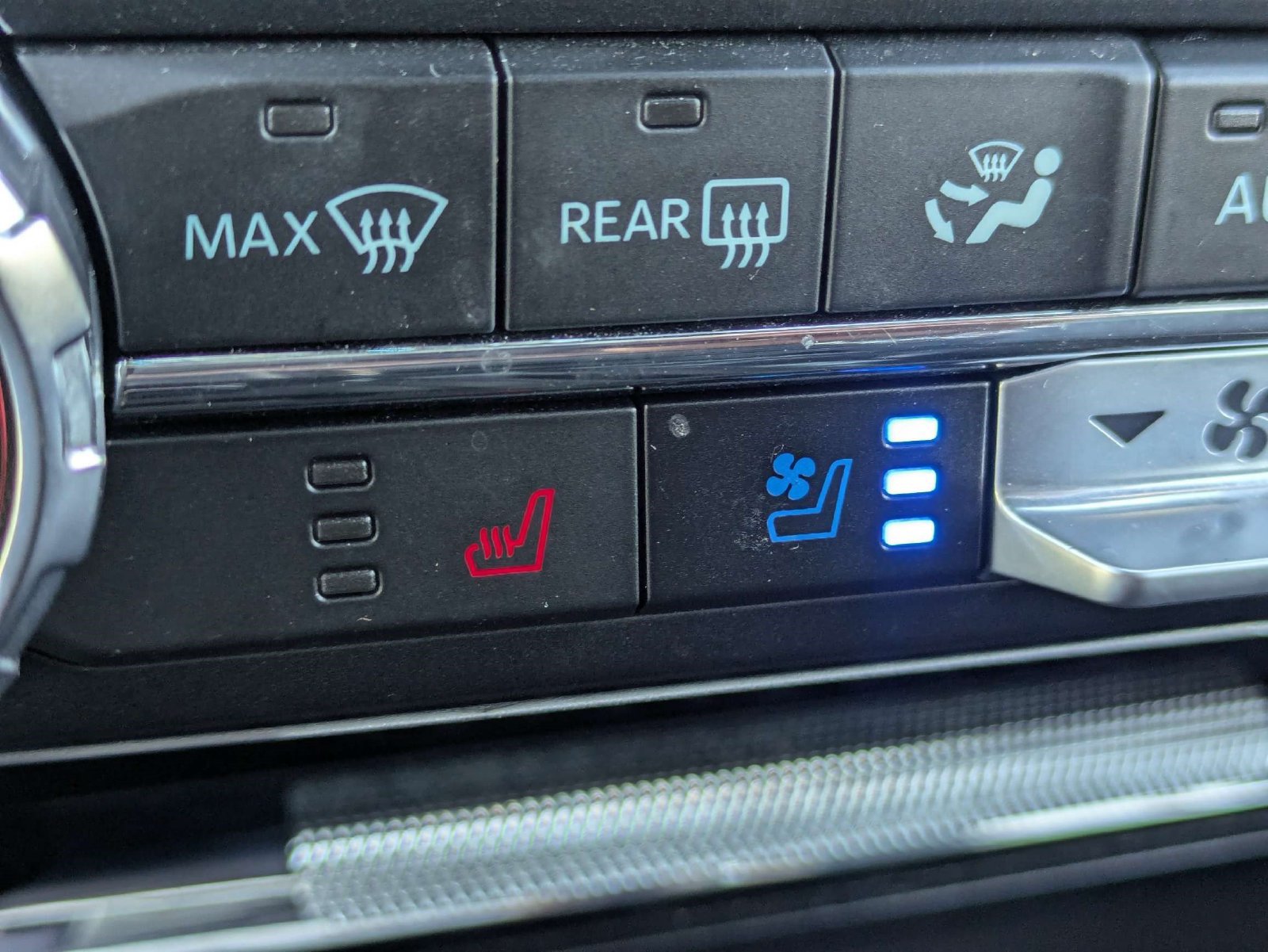 Certified 2023 Ford F150 Lariat AWD/4WD image 24