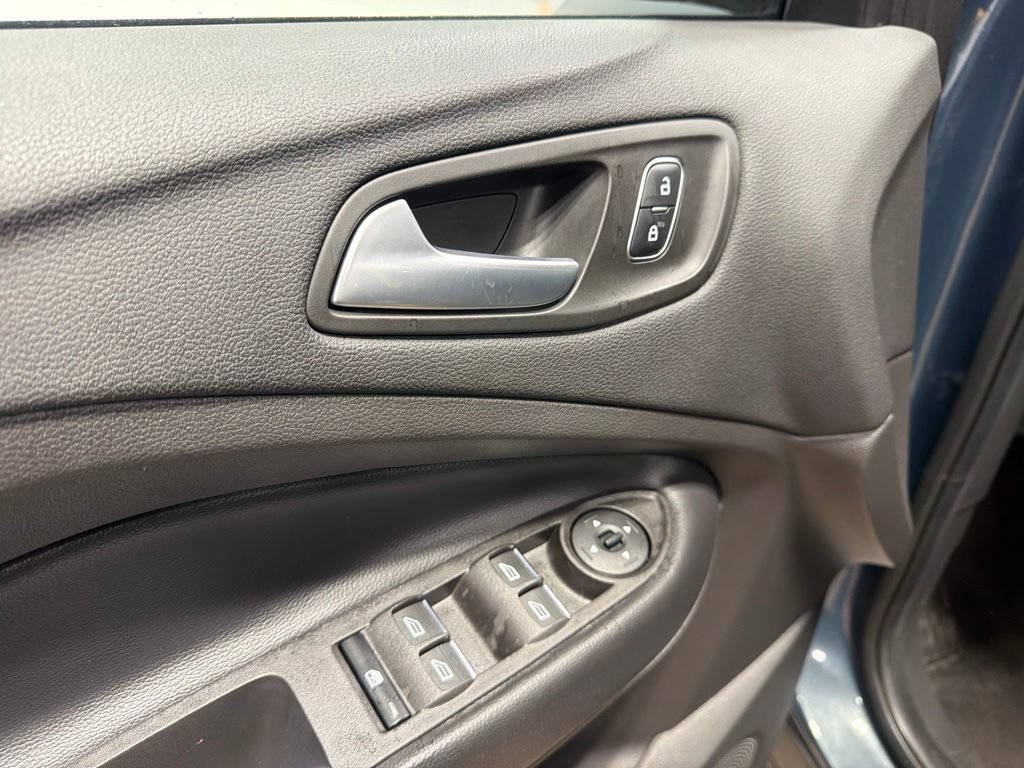 Certified 2019 Ford Escape SE AWD/4WD image 17