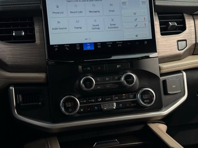 Certified 2024 Ford Expedition Max Limited AWD/4WD image 30