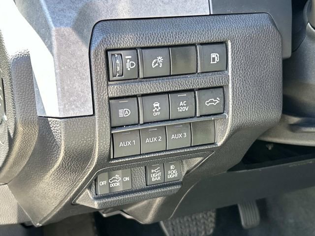 Used 2024 Toyota Tacoma 4x4 Double Cab Hybrid image 31