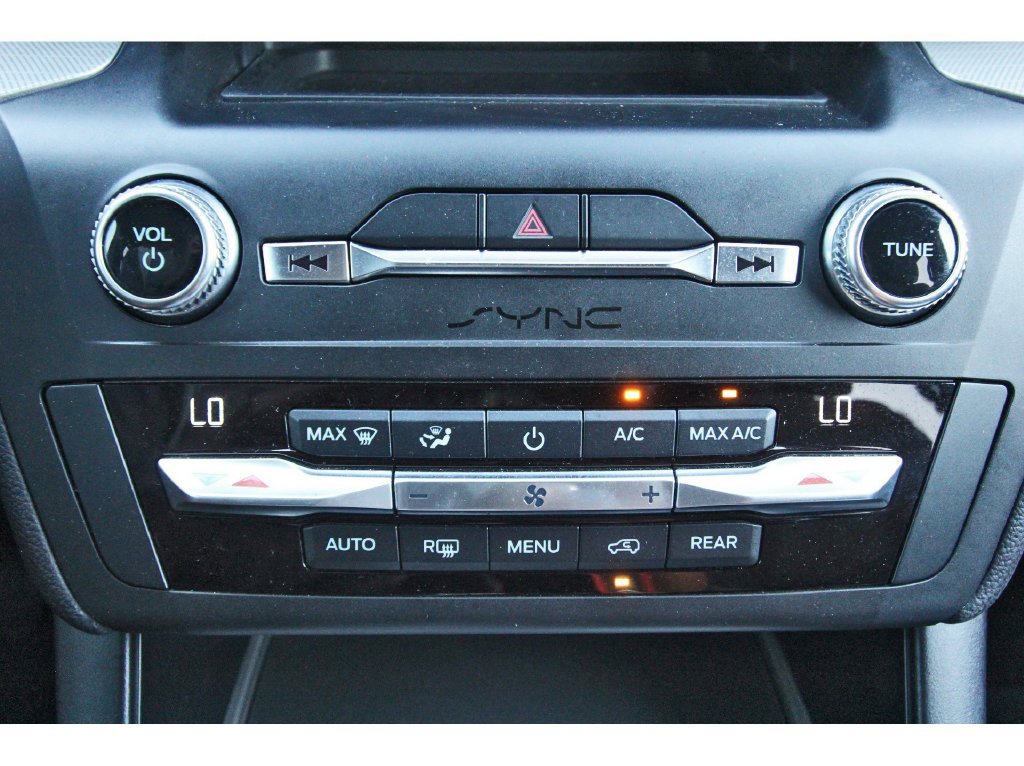 Certified 2020 Ford Explorer XLT RWD image 30
