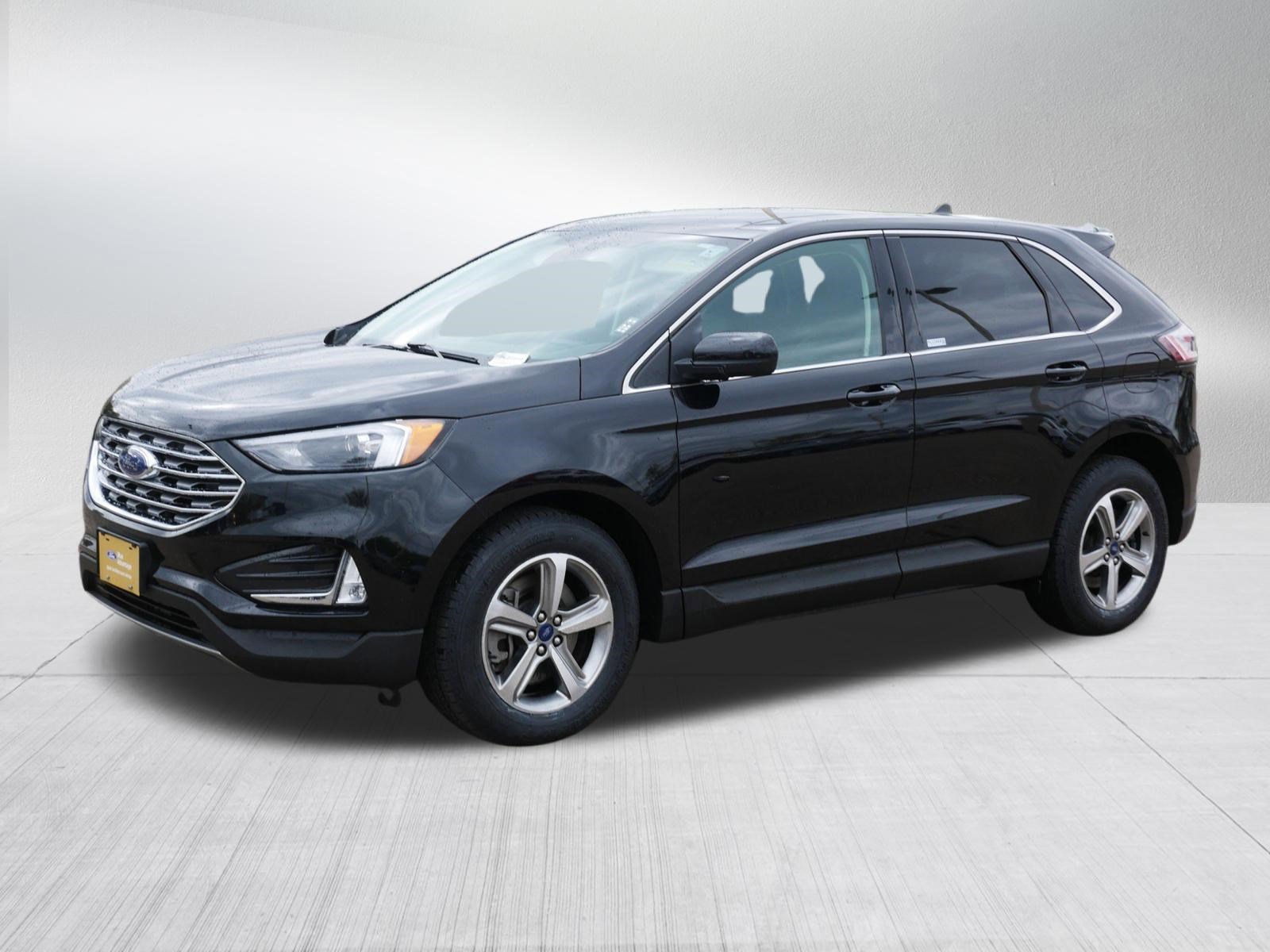 Certified 2022 Ford Edge SEL w/ Convenience Package AWD/4WD image 3