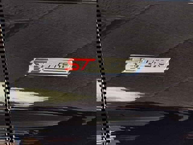 Certified 2024 Ford Edge ST-Line image 26