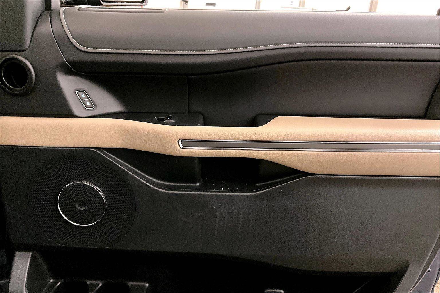 Certified 2022 Ford Expedition XLT image 23