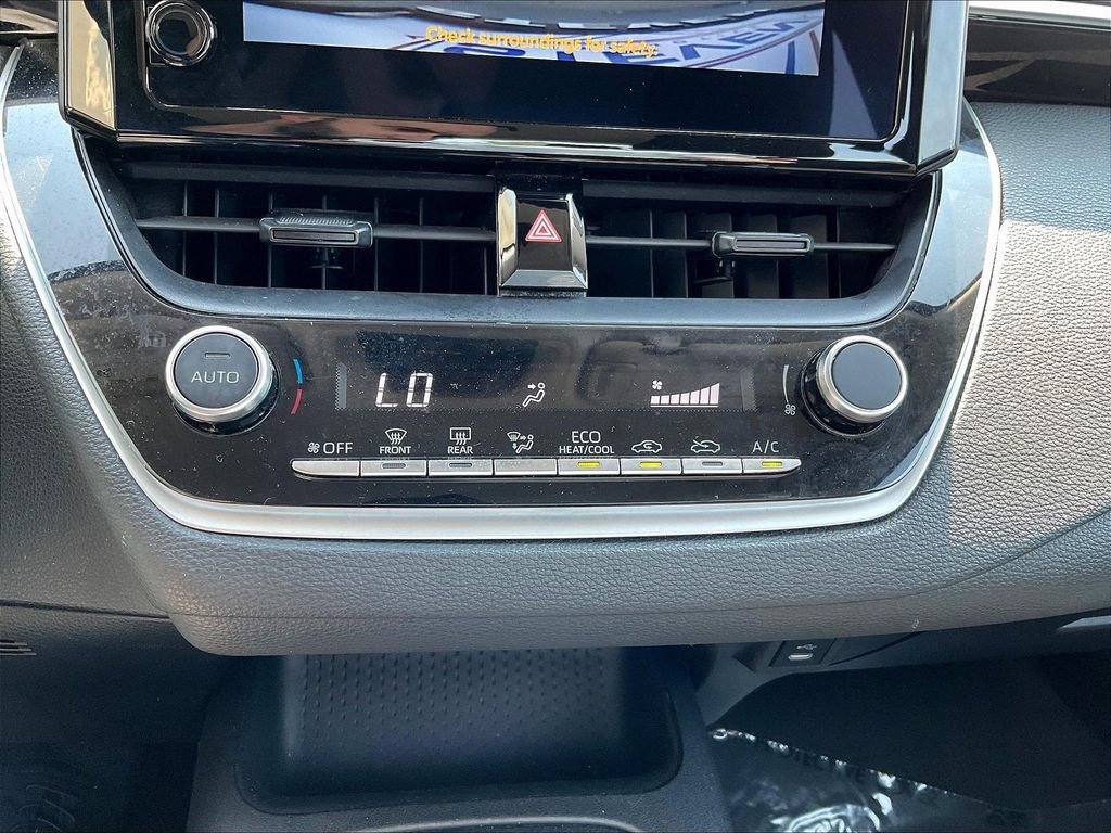 Used 2024 Toyota Corolla LE FWD image 15