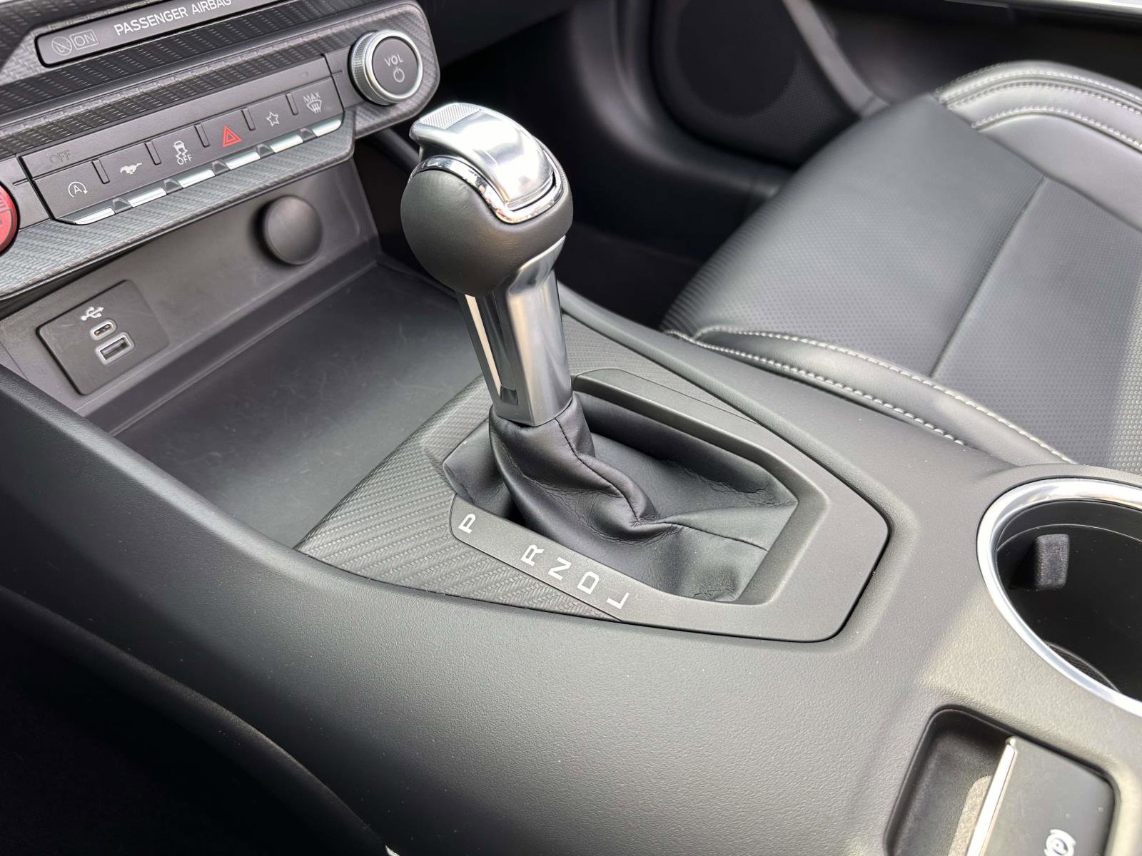 Certified 2025 Ford Mustang Premium image 26