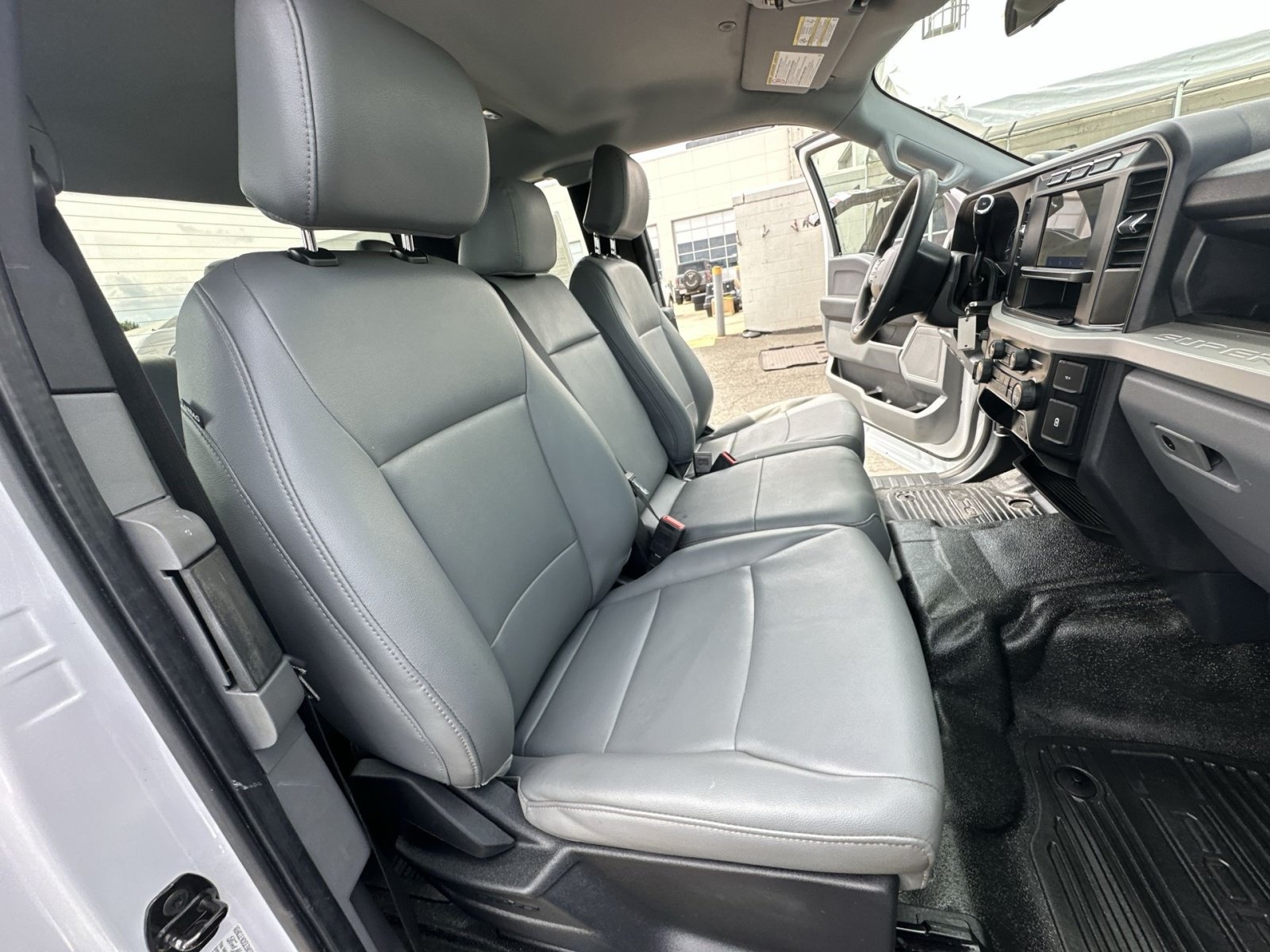 Certified 2023 Ford F350 XL w/ Snow Plow Prep Package AWD/4WD image 33
