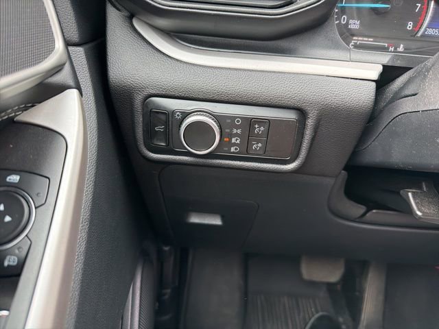 Certified 2024 Ford Explorer XLT image 32