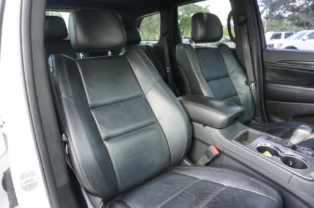 Used 2018 Jeep Grand Cherokee Limited RWD image 2
