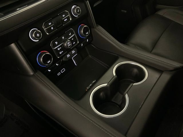 Used 2024 Chevrolet Tahoe Z71 w/ Luxury Package image 19