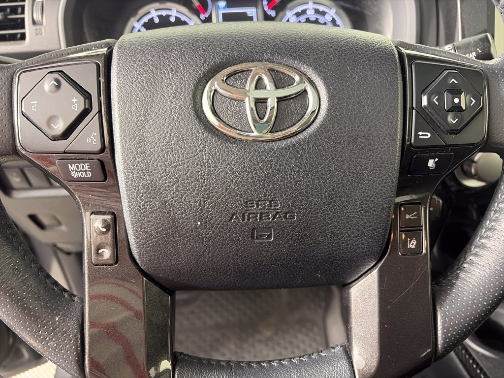 Used 2020 Toyota 4Runner TRD Off-Road Premium w/ Moonroof Package AWD/4WD image 16