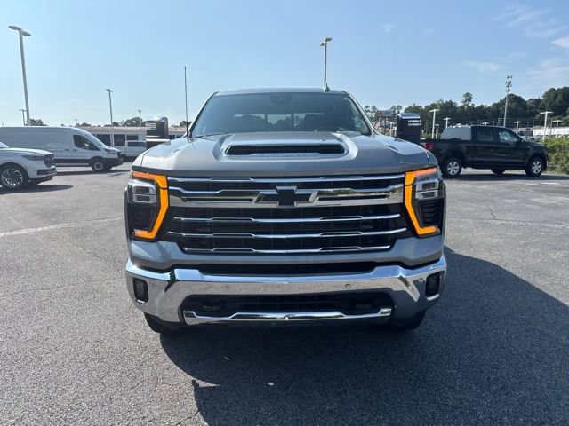 Used 2025 Chevrolet Silverado 2500 LTZ w/ LTZ Plus Package AWD/4WD image 15