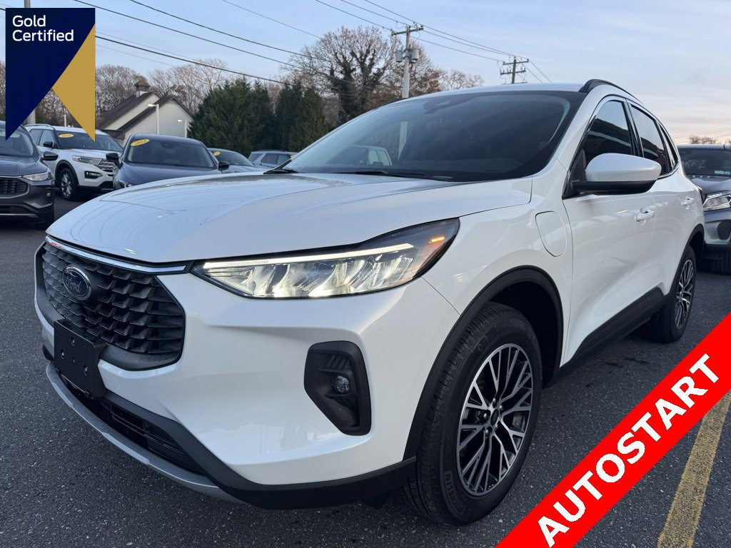 Certified 2025 Ford Escape SE