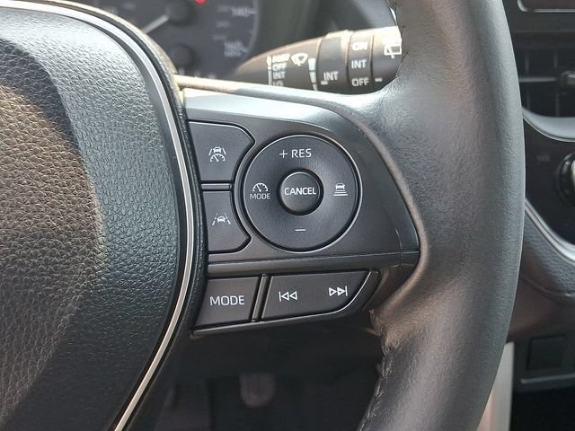Used 2023 Toyota Corolla Cross LE AWD/4WD image 22