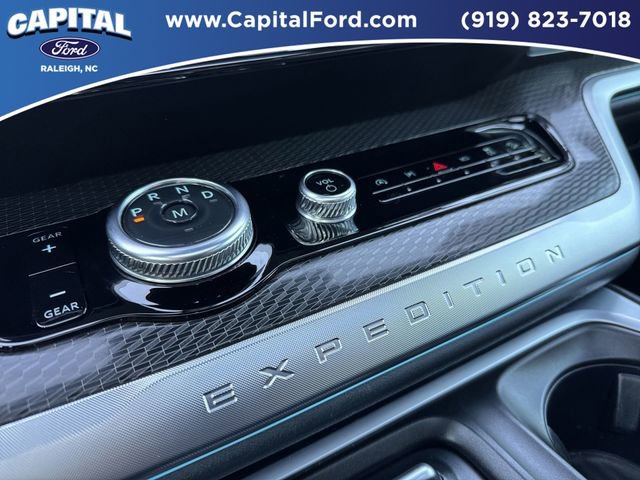 Certified 2025 Ford Expedition Platinum w/ Stealth Performance Package AWD/4WD image 34