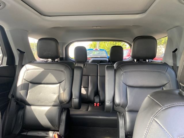 Certified 2022 Ford Explorer XLT w/ Equipment Group 202A image 26