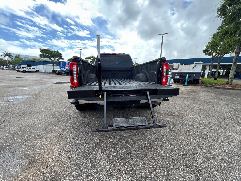 Certified 2024 Ford F350 XLT w/ 360-Degree Camera Package AWD/4WD image 30