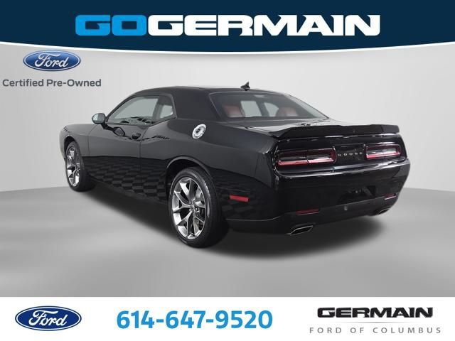 Used 2020 Dodge Challenger SXT w/ Plus Package RWD image 9