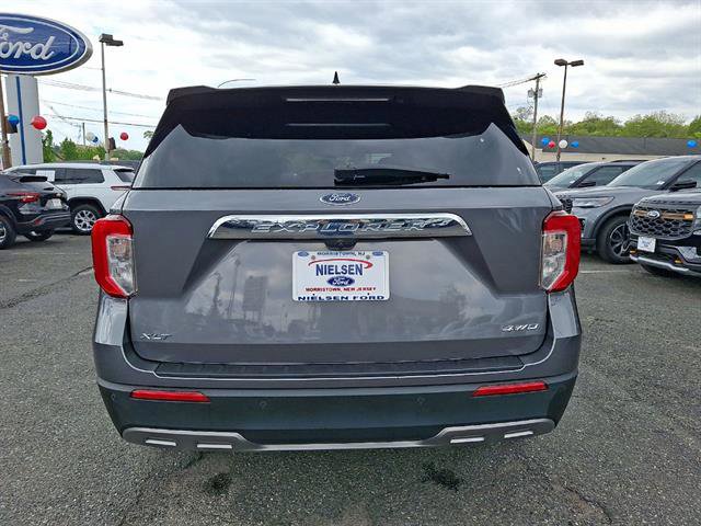 Certified 2022 Ford Explorer XLT w/ Equipment Group 202A AWD/4WD image 29