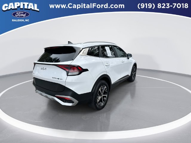 Used 2024 Kia Sportage EX AWD/4WD image 8