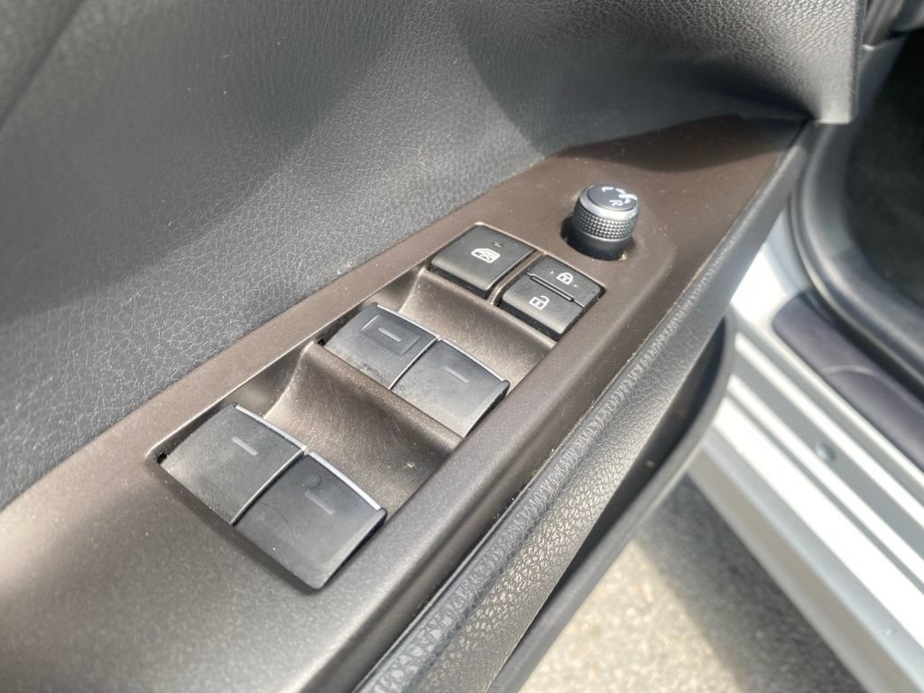 Used 2024 Toyota Camry XSE FWD image 13