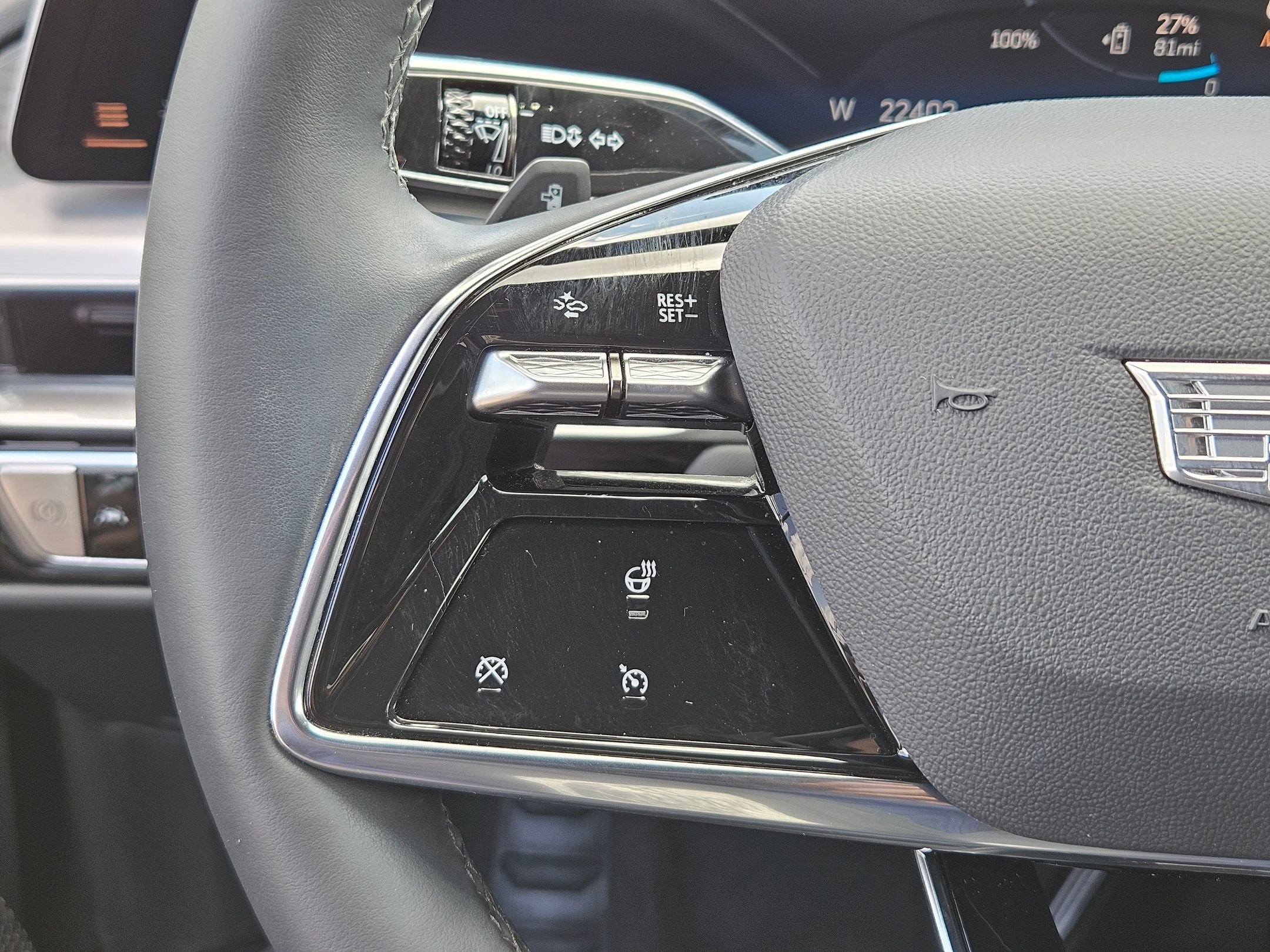 Used 2024 Cadillac Lyriq Sport RWD image 18