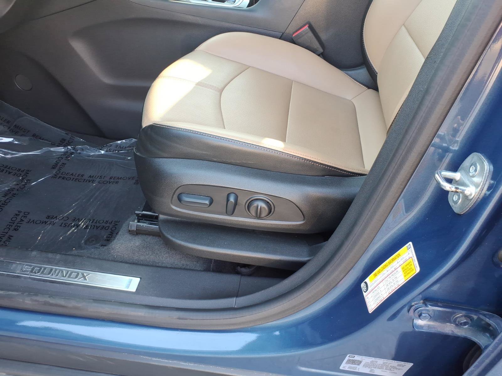 Used 2024 Chevrolet Equinox Premier FWD image 11