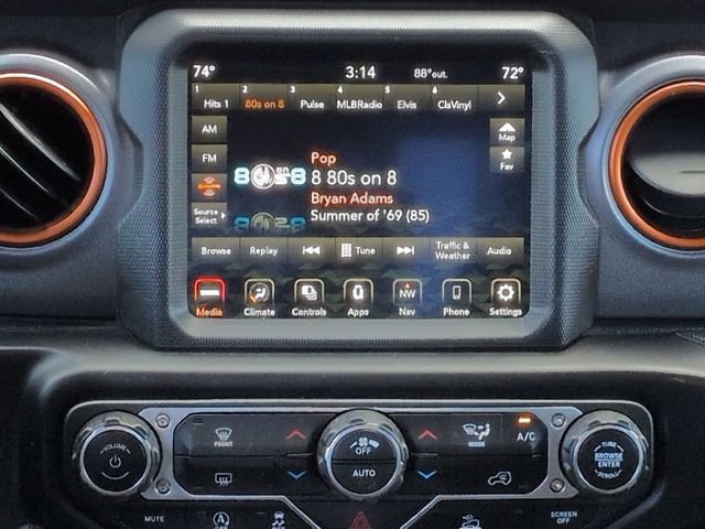 Used 2022 Jeep Gladiator Mojave w/ Trailer Tow Package AWD/4WD image 18