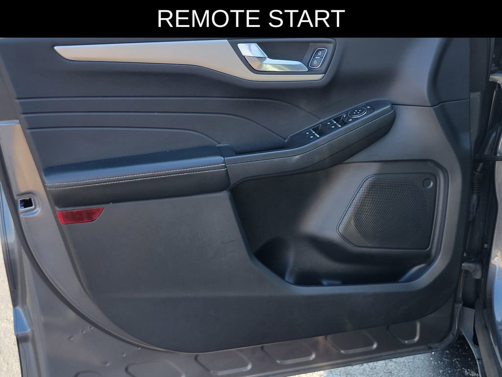 Certified 2021 Ford Escape SEL AWD/4WD image 18