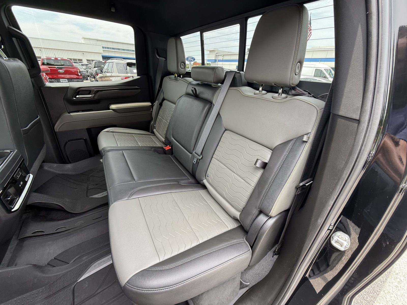 Used 2022 Chevrolet Silverado 1500 ZR2 w/ Technology Package AWD/4WD image 24