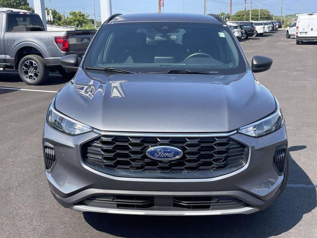 Certified 2025 Ford Escape ST-Line w/ Equipment Group 301A FWD image 8