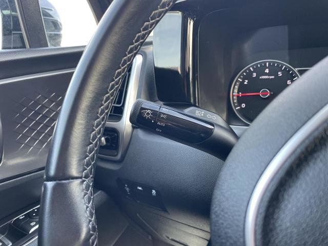 Used 2021 Kia Sorento S image 15